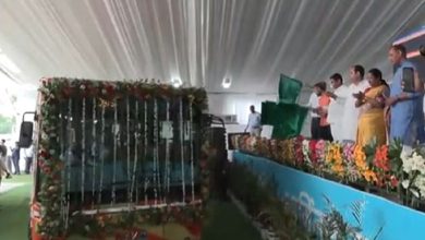 Photo of सीएम रेखा गुप्ता ने 100 से ज्यादा DEVI बसों को सड़कों पर उतारा