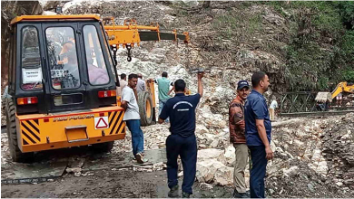 Photo of उत्तराखंड: ऋषिकेश-यमुनोत्री हाईवे सहित 67 सड़कें बंद