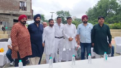 Photo of इंदौर: बिना हेलमेट नहीं मिलेगी एंट्री, सोसायटी ने शुरू किया सोलर युग का नया अध्याय