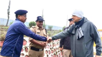 Photo of मॉर्निंग वॉक पर निकले सीएम, सत्र के लिए तैनात सुरक्षाकर्मियों से मिले