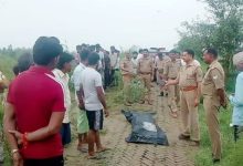 Photo of यूपी: सौतेली मां ने पकड़े पैर, नाना ने हाथ… बाप ने छुरे से धड़ से अलग किया सिर