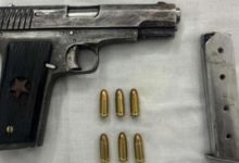 Photo of हत्या का आरोपी गिरफ्तार, देसी पिस्ताैल और कारतूस बरामद