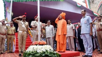 Photo of झंडा फहराकर सीएम योगी ने दी स्वतंत्रता दिवस की बधाई