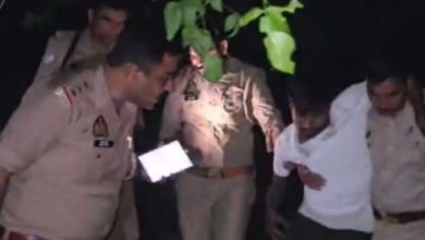Photo of दरोगा की मां का हत्यारोपी हिस्ट्रीशीटर मुठभेड़ में गिरफ्तार