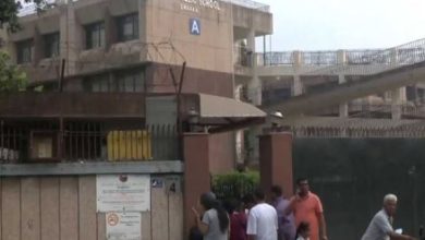 Photo of दिल्ली में तीन स्कूल और एक कॉलेज को बम से उड़ाने की धमकी