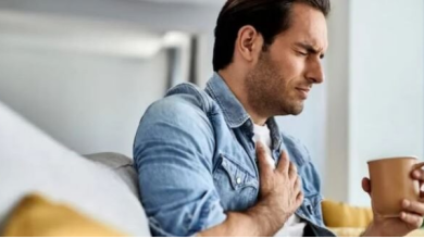 Photo of रात में लाइट जलाकर सोने से बढ़ता है हार्ट फेल होने का खतरा