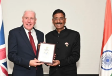 Photo of रक्षा राज्य मंत्री संजय सेठ की ब्रिटिश मंत्री वर्नन कोकर के साथ बैठक