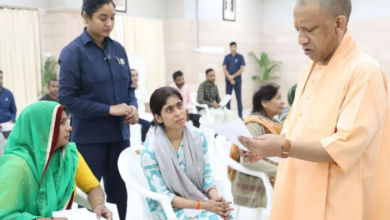 Photo of जनता दर्शन: आर्थिक सहायता व जमीनी विवाद के प्रकरण लेकर पहुंचे पीड़ित