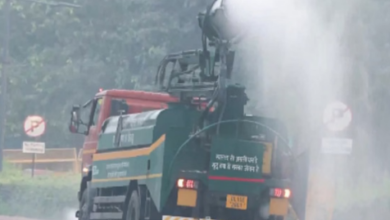 Photo of दिल्ली की हवा में घुला जहर: कई इलाकों में एक्यूआई गंभीर श्रेणी में पहुंचा
