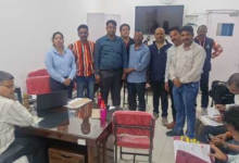 Photo of मंदसौर में डाकघर पर ईओडब्ल्यू की कार्रवाई, कर्मचारी 15 हजार रुपये की रिश्वत लेते गिरफ्तार