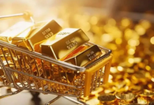 Photo of महंगाई में भी सोने को खरीदने की मची लूट, सितंबर में डिमांड 67% बढ़कर रिकॉर्ड $10.2 बिलियन हुई