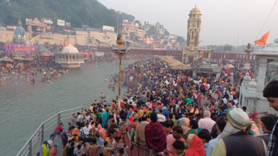 Photo of  हरिद्वार में उमड़ा आस्था का सैलाब, हरकी पैड़ी पर श्रद्धालुओं ने लगाई पावन डुबकी