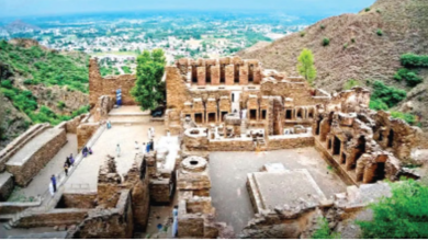 Photo of पाकिस्तान में मिले 1200 वर्ष पुराने हिंदू मंदिर के अवशेष