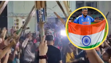 Photo of वर्ल्ड चैंपियन कोच अमोल मजूमदार का घर लौटने पर हुआ ग्रैंड वेलकम