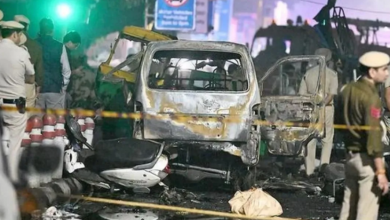 Photo of दिल्ली धमाके के बाद गुजरात पुलिस की सख्ती, राष्ट्र विरोधी तत्वों पर शिकंजा कसने की तैयारी