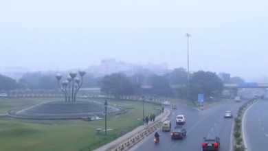 Photo of दिल्ली: जहरीली हवा से सांसों पर संकट… अभी राहत के आसार नहीं