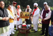 Photo of पीएम मोदी से मिले डेरा सचखंड बल्लां के संत निरंजन दास