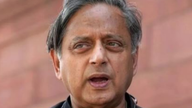 Photo of संसद में हंगामे पर थरूर ने कांग्रेस को दिखाया आईना