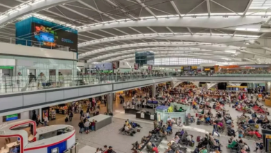 Photo of ब्रिटेन में हवाई अड्डे पर पेपर स्प्रे से हमला, घटना के हीथ्रो एयरपोर्ट पर मचा हड़कंप