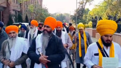 Photo of 328 स्वरूप गायब होने के मामले में एसजीपीसी पर सवाल