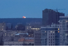 Photo of जेलेंस्की-ट्रंप की मीटिंग से पहले कीव में मिसाइल अटैक, कई किलोमीटर दूर तक सुनी गई धमाके की आवाज