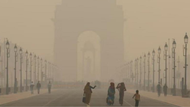 Photo of दिल्ली-NCR में प्रदूषण के बीच कोहरे का कहर, 148 उड़ानें रद्द…ट्रेनें भी हो रहीं लेट