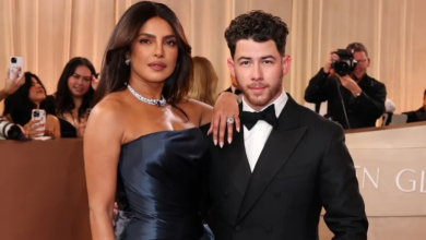 Photo of Golden Globes के रेड कार्पेट पर निक ने संवारे प्रिंयका के बाल
