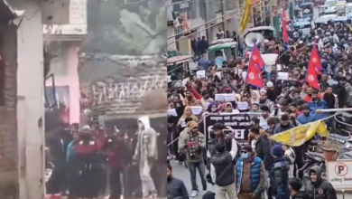 Photo of नेपाल में भारतीय सीमा के पास फिर हिंसा भड़की, हाई अलर्ट के बाद बॉर्डर सील