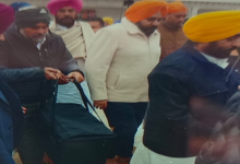 Photo of काले बैग में लाए एसजीपीसी की शिकायतें, जत्थेदार को सौंपी