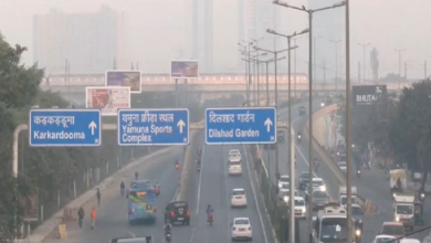 Photo of दिल्लीवासियों की सांसों पर संकट बरकरार, बेहद खराब श्रेणी में फिजा