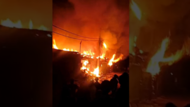 Photo of पटना में भीषण आग का तांडव, अचानक लगी आग से कई दुकानें जलकर खाक