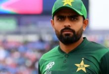 Photo of IND vs PAK मैच से पहले Babar Azam पर बरसे पूर्व पाक स्टार्स