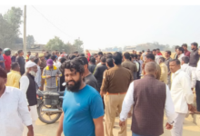 Photo of टूरिस्ट बस की चपेट में आने से मजदूर की मौत, ग्रामीणों ने लगाया जाम