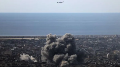 Photo of होर्मुज स्ट्रेट के पास ईरानी शहर पर अमेरिका-इजरायल का हमला