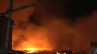 Photo of दिल्ली में भीषण हादसा: रिठाला में आग ने मचाई तबाही, 50 से ज्यादा झुग्गियां जलकर खाक