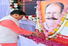 Photo of भाजपा के दिग्गज नेता और पूर्व विधायक के निधन पर सीएम मोहन दुखी, परिजनों से मिलने पहुंचे