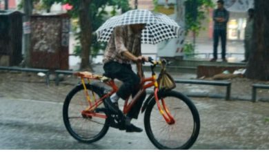 Photo of अमृतसर में बदला माैसम: सुबह हल्की बारिश और ठंडी हवाएं चलीं, लोगों को गर्मी से मिली राहत