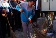 Photo of सीएम धामी ने लगाया झाड़ू, मंत्री-विधायकों से साथ मिलकर बल्लूपुर चौक पर चलाया स्वच्छता अभियान