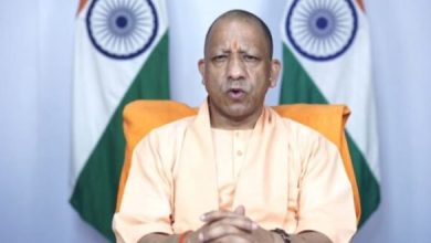 Photo of  ‘श्रम कानूनों का पालन करें औद्योगिक इकाईयां’, सीएम योगी बोले- श्रमिक हितों से समझौता स्वीकार्य नहीं