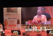 Photo of  सीएम योगी ने वितरित किए नियुक्ति पत्र, बोले- अब सिफारिश और रिश्वत देकर नहीं योग्यता से मिलती है नौकरी