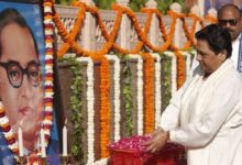 Photo of आंबेडकर जयंती पर मायावती का शक्ति प्रदर्शन, बाबा साहेब को दी श्रद्धांजलि