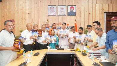 Photo of सीएम धामी ने किया क्षत्रिय कल्याण समिति की वेबसाइट व ‘क्षत्रिय जागरण’ स्मारिका का विमोचन