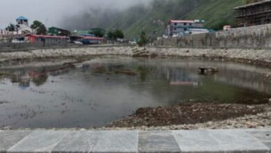 Photo of Badrinath Dham: सूखने के कगार पर बदरीश झील, PMO ने लिया संज्ञान