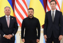Photo of  कीव में अमेरिकी दूतों से मुलाकात के बाद बोले जेलेंस्की